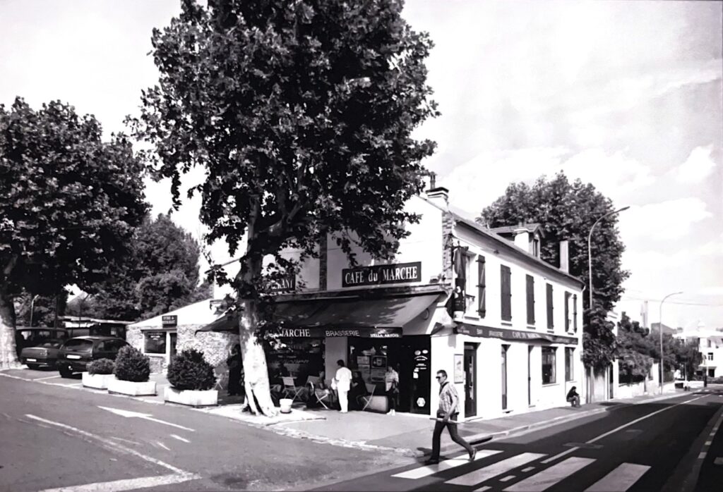 cafe du marché ancien